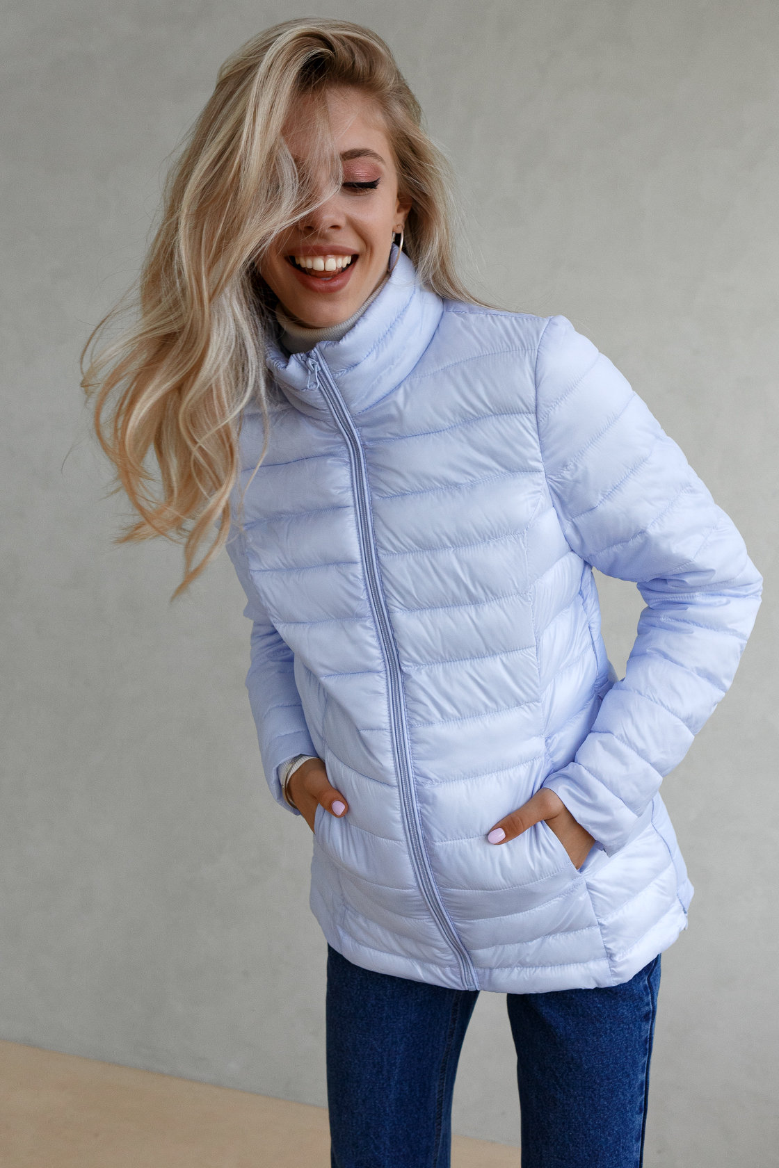 Куртка демис. 2в1 "Ультралайт" для беременных; цвет: голубой — изображение 7