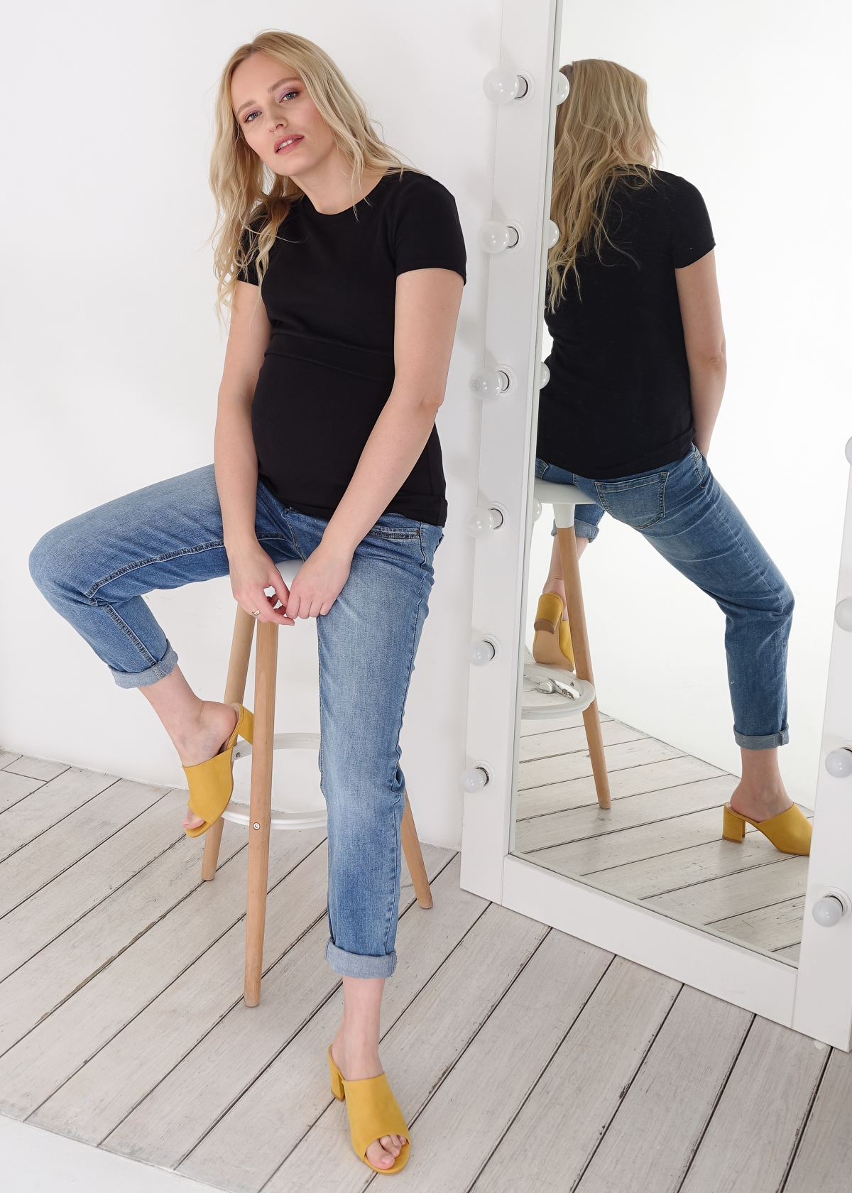 Футболка "Веста" для беременных и кормящих; цвет: черный — изображение 3