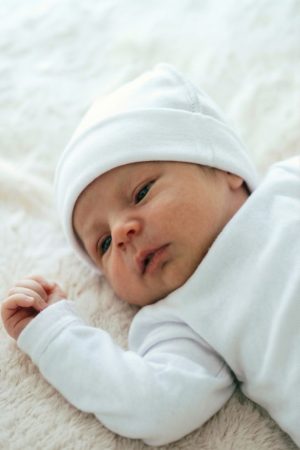 Шапочка для новорожденных тонкая