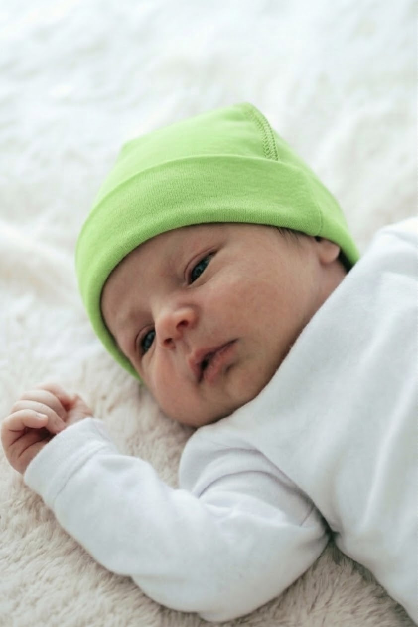 Шапочка для новорожденных тонкая салатовый 1